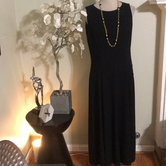 Liz Claiborne Dresses & Skirts - LIZ CLAIBORNE ELEGANT DRESS